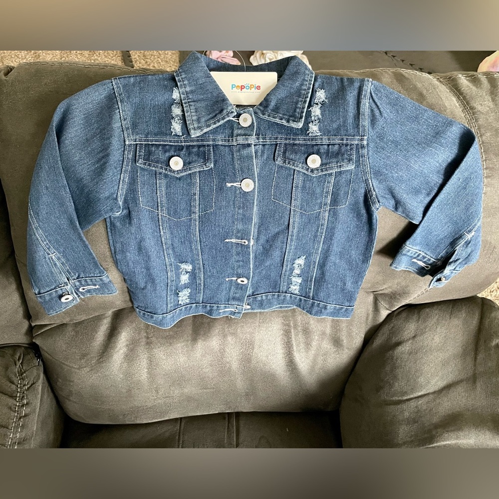 Popopie Blue Denim Distressed Jean Jacket with Unicorn Back Size 110 (3-4T) NWT
